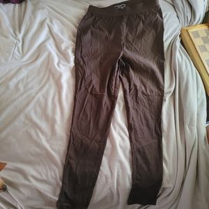 Stretchy brown pants